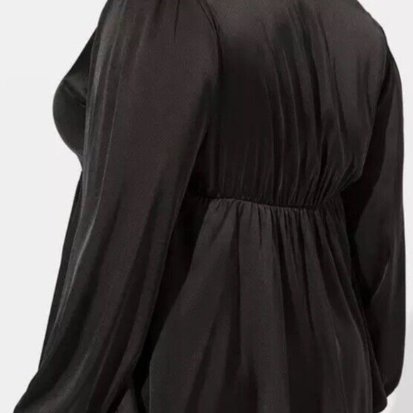 Torrid Peplum Satin Button Front Long Sleeve Top - Picture 4 of 5